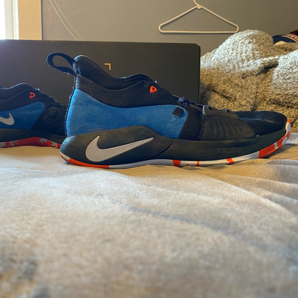 Nike Paul George Basketball Shoes Size: 12 Mens